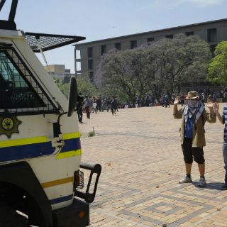 Nuevos enfrentamientos, entre estudiantes y la Policía en Sudáfrica