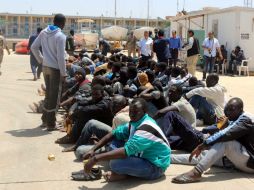 En el grupo de Facebook incitan al odio de los migrantes africanos y haitianos. EFE / ARCHIVO