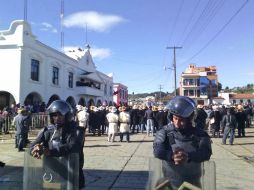 La elección se realizó en medio de un cerco policial tras la renuncia del alcalde sustituto Mateo Gómez Gómez. SUN / F.M. Pérez