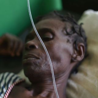 Al menos 20 muertes por cólera en Haití tras paso de 'Matthew'