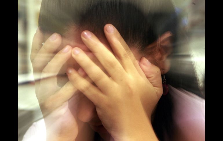 La sensación de mareo se debe a que las personas se paran muy rápido, lo cual provoca una caída repentina en la presión arterial. EL INFORMADOR / ARCHIVO