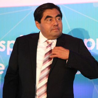 Quitar derechos a Padrés, en nada abona contra corrupción: Barbosa