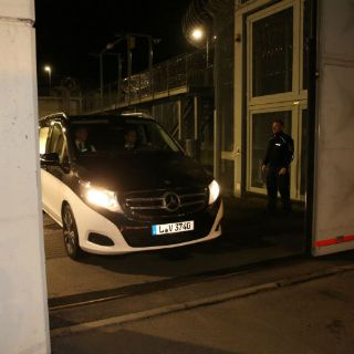 Presunto terrorista se ahorcó con su camiseta: Autoridades