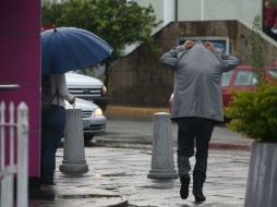 Autoridades recomiendan a la ciudadanía tomar precauciones ante los cambios de temperatura. EL INFORMADOR / ARCHIVO