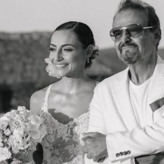 Marimar Vega publica imagen junto a su padre