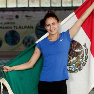 Paola Espinosa termina relación con entrenadora