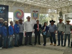 Montuvios del Ecuador en el encuentro de confraternidad con los charros de México. TWITTER / @EmbajadaEcuMEX
