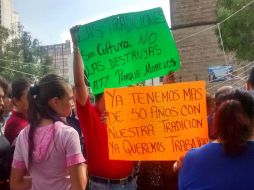 Comerciantes se quejaron por las medidas del Ayuntamiento, pues aseguran los dejan sin trabajo. EL INFORMADOR / F. Hernández