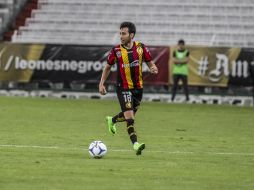 Leones se va a la carga por la izquierda con la 'Joya' Vázquez. EL INFORMADOR / ARCHIVO