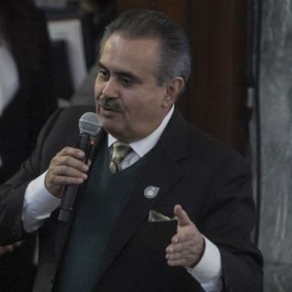 Acuerdan compra de camiones ecológicos para Puerto Vallarta