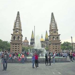 La catedral y su espejo de cartón