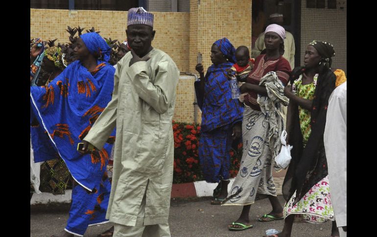 Las 21 jóvenes de Chibok liberadas la semana pasada, serán educadas en el extranjero. AP / ARCHIVO