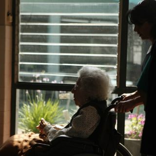 Fracturas de cadera, riesgo para adultas mayores