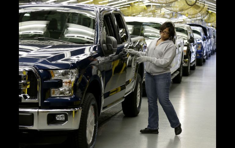 La empresa anunció la suspensión de la producción de la pick up F-150 durante una semana en la planta de Kansas City. AP / ARCHIVO