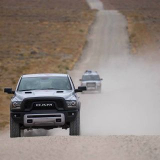 Fiat Chrysler retira vehículos por problema de alternador