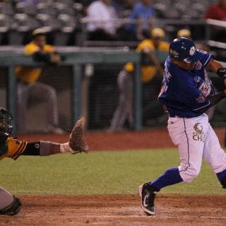 Charros se vuelve a quedar corto y cae contra Cañeros