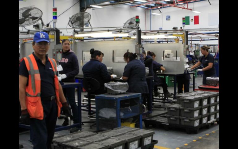 En el octavo mes del año, las horas trabajadas fueron superiores en 0.5 por ciento con datos desestacionalizados. EL INFORMADOR / ARCHIVO