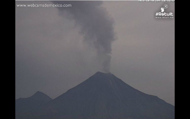 En las últimas 24 horas se han presentado emisiones ocasionales de ceniza volcánica. TWITTER / @LUISFELIPE_P
