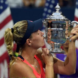 Angelique Kerber podría cerrar el año como líder de la WTA