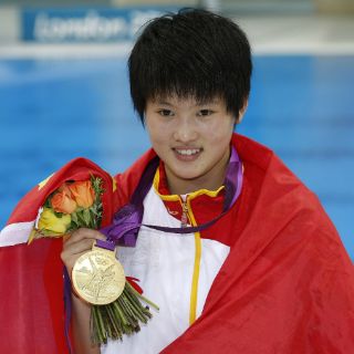 Campeona olímpica china anuncia su retiro por lesión