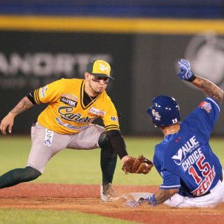 Charros, sin brazos ni cañones