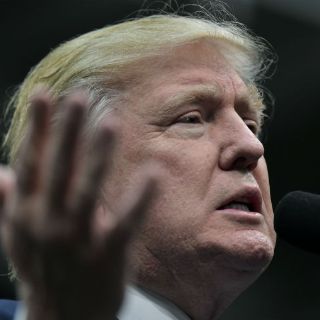 En discurso, Trump ataca ahora a Michelle Obama