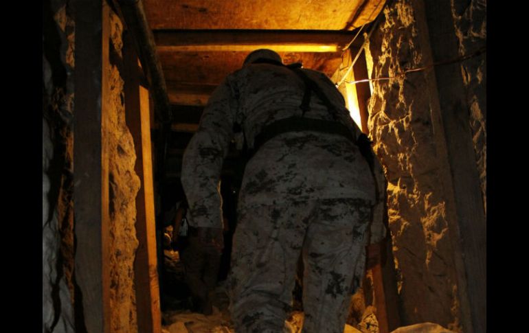 Agentes de la Policía Estatal Preventiva y el Ejército descubrieron el túnel a través de una denuncia ciudadana. NTX / ARCHIVO