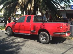 Autoridades encontraron la camioneta en la carretera a Saltillo al cruce con 2 de Abril. ESPECIAL /