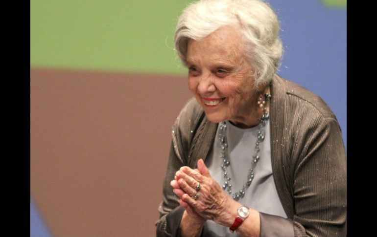 Poniatowska recalcó que lo primero es la educación, dijo que tras leer El Quijote hay una ganancia extraordinaria. EFE / U. Ruíz Basurto