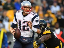 Pittsburgh sufrió su segunda derrota cuando su defensa no supo contener a Brady. AFP / J. Sargent