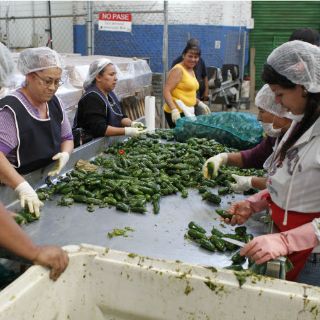 Asociaciones emprenden contra la pobreza