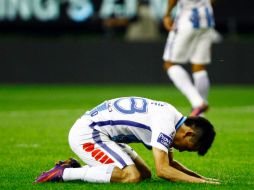 Hirving Lozano fue suspencido por recibir una segunda amonestación en el mismo partido. AFP / ARCHIVO