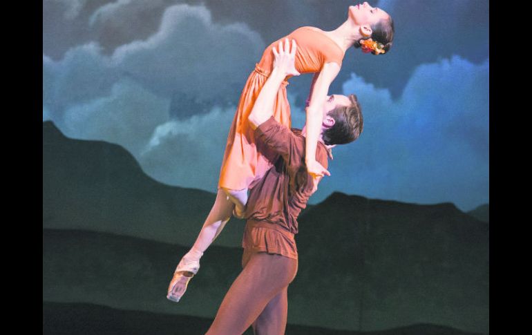 La compañía embelesó a toda la concurrencia de tal manera que se entregó fielmente con una ovación en un mar de aplausos. ESPECIAL / Cortesía Teatro Diana