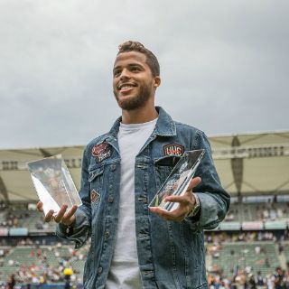Gio dos Santos, mejor jugador del año para LA Galaxy