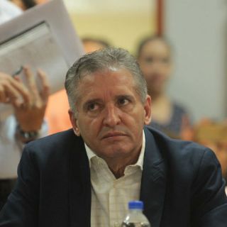 Interponen juicio político en contra de Jorge Arana