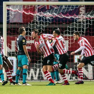 Con Guardado y Moreno, PSV queda eliminado de la Copa de Holanda