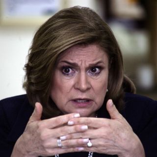 Arely Gómez se despide de PGR a través de Twitter