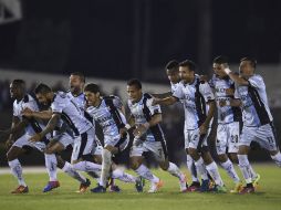 Los jugadores de Querétaro celebran tras obtener el pase a la final. MEXSPORT / O. Aguilar