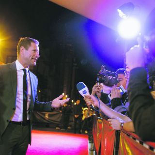 Aaron Eckhart aterriza en Morelia
