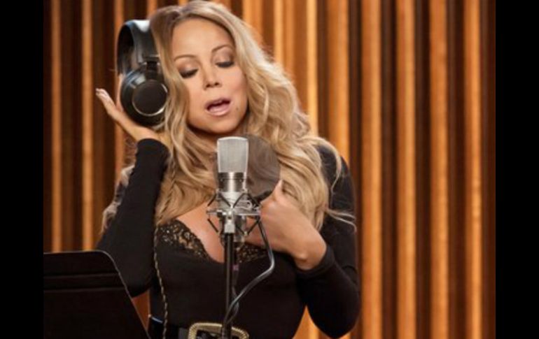 'Estoy devastada de que una porción de mi 'tour' tuvo que ser cancelada', menciona en un comunicado. TWITTER / @MariahCarey