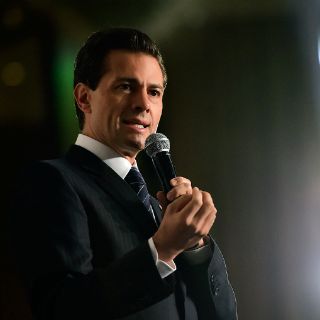 Peña Nieto parte a Colombia para visita de Estado