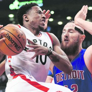 Raptors doblega a Pistons; DeRozan logra 40 puntos