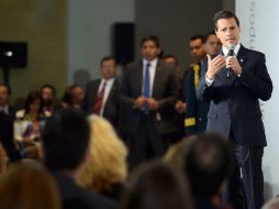 Luego de poco más de cuatro horas de vuelo, el primer mandatariollegó a las 00:55 a la capital colombiana. NTX /