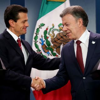 Santos suspende viaje de negociadores de paz con ELN