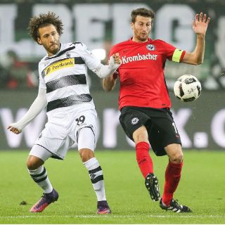 Con Fabián, Frankfurt empata ante Monchengladbach