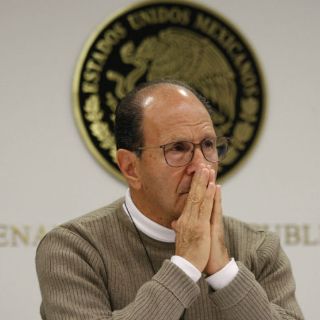 Ejército sabe dónde están los 43: Solalinde