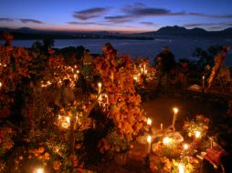 En algunas regiones del país prevalece el ritual indígena para rendir culto a los ancestros. EL INFORMADOR / ARCHIVO