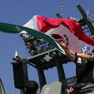 'Chicharito' desea suerte a 'Checo' y 'Guti' en la F1