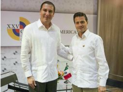 El Presidente Peña Nieto y Rafael Moreno Valle en el marco de la XXV Cumbre Iberoamericana. TWITTER / @RafaMorenoValle
