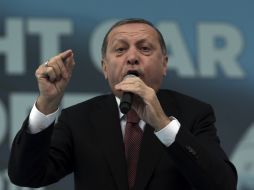Erdogan enviará la iniciativa en medio de pedidos de que sean ejecutados los responsables del intento de golpe de estado. AP / B. Ozbilici